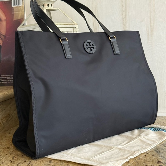 Tory Burch Other - New tory burch Ella tote in black large nylon tote